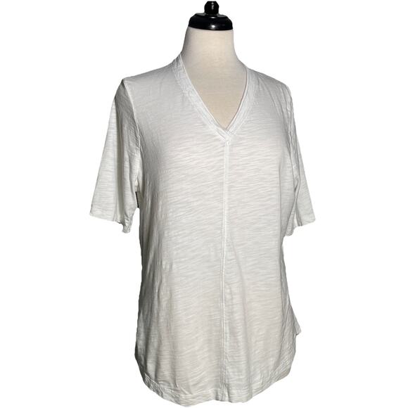 Chicos Ladies Size 2/L Top White V-neck - Picture 1 of 5